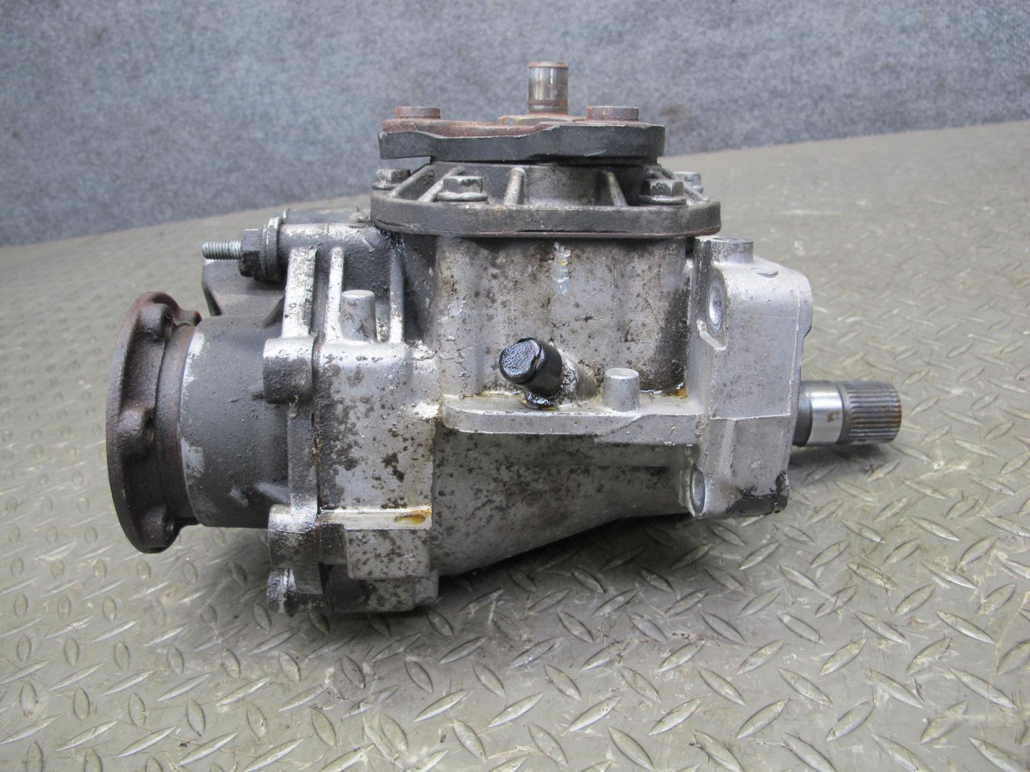 2008 Volkswagen VW Golf R32 MK5 VR6 A/T Front Differential 163K Miles OEM