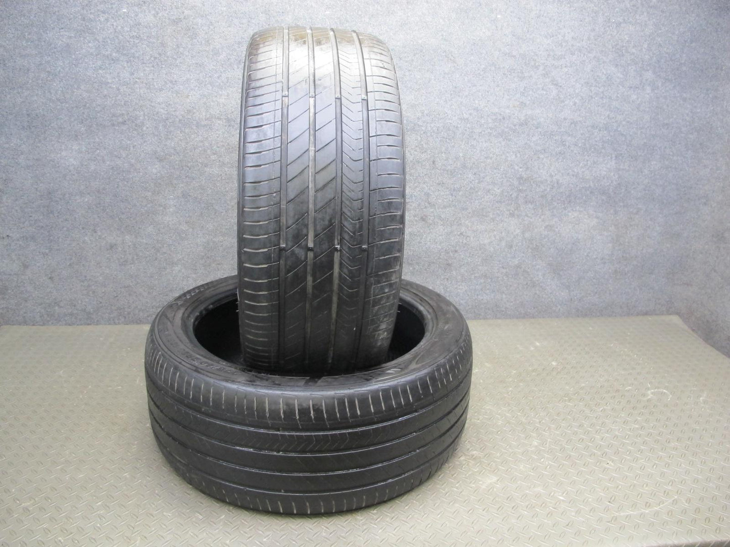 Set of 2 Kumho MAJESTY9 Solus TA91 Summer Tire 275/40 ZR20 106W 0124 6/32 Tread