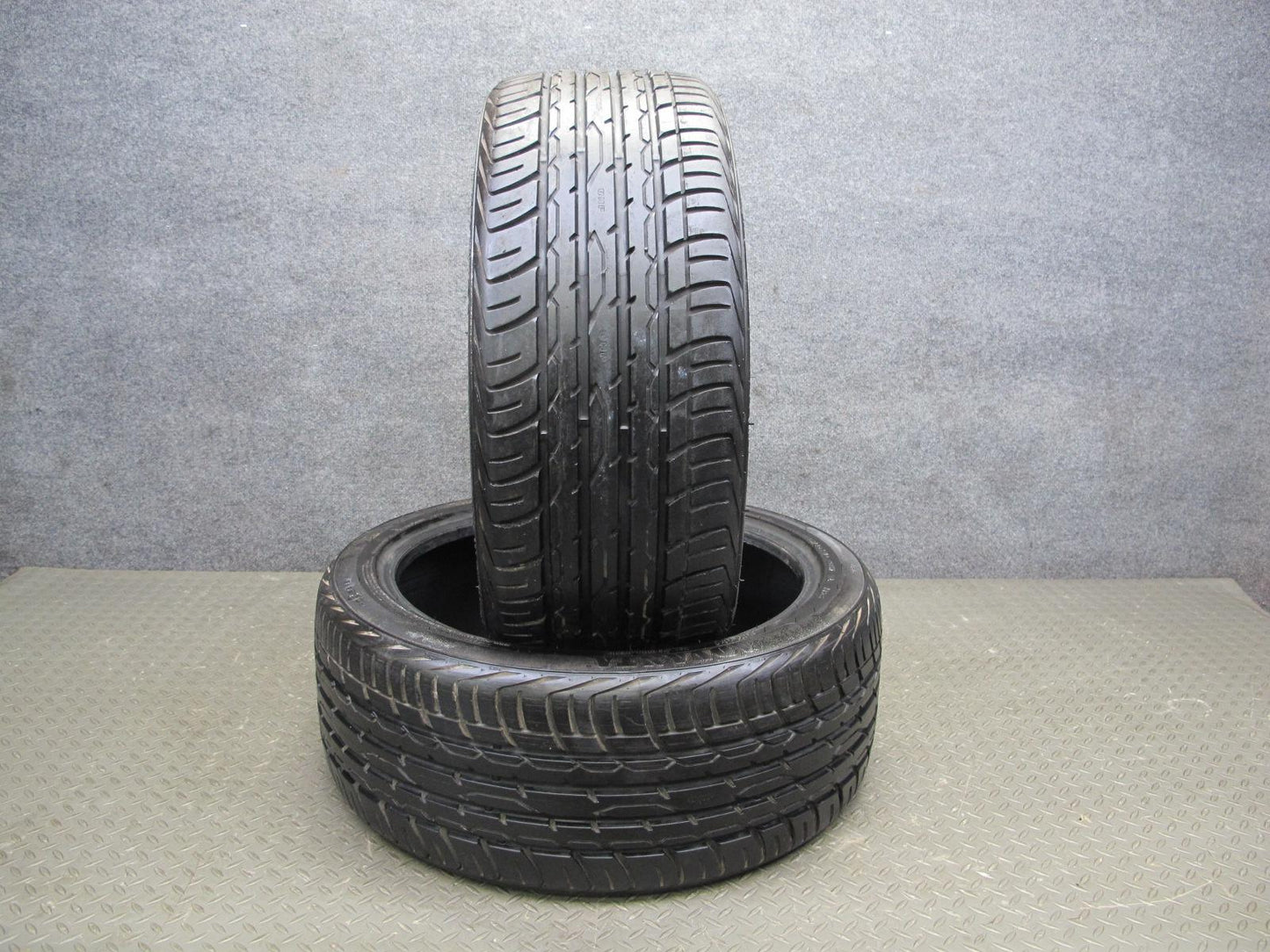 Set of 2 Advanta HPZ-01 A/S Tire 245/40 ZR19 98W 1923 9/32 Tread