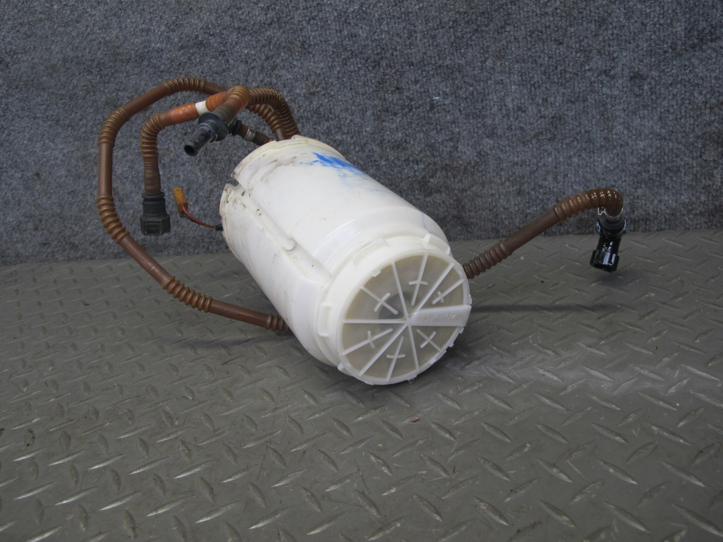 2003-2006 Porsche Cayenne 955 4.5L Turbo Fuel Pump Level Sensor Sending Unit Set
