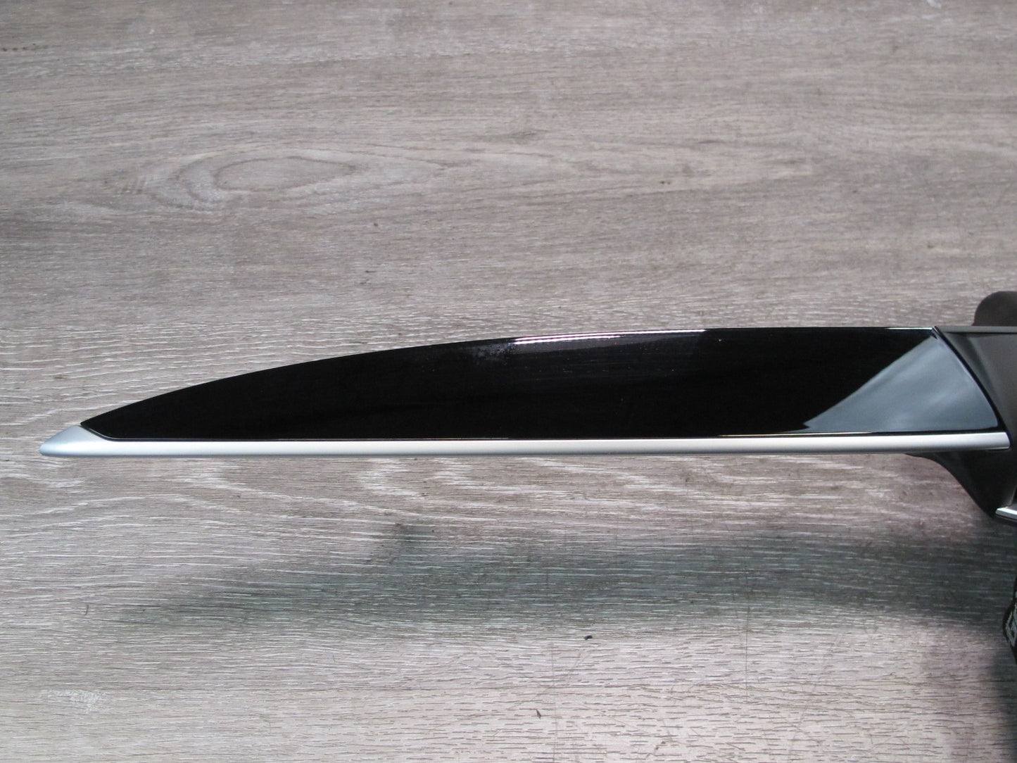 2017-2020 Maserati Levante M161 Dash Front Right Trim Bezel Air Vent 6700492820