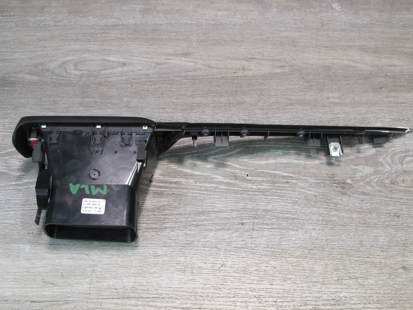 2017-2020 Maserati Levante M161 Dash Front Right Trim Bezel Air Vent 6700492820