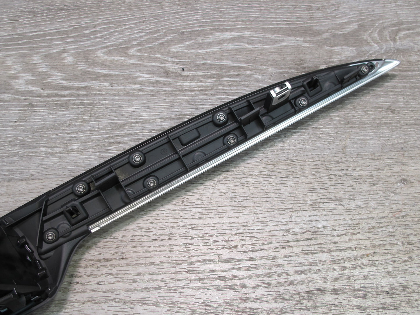2017-2020 Maserati Levante M161 Dash Front Right Trim Bezel Air Vent 6700492820