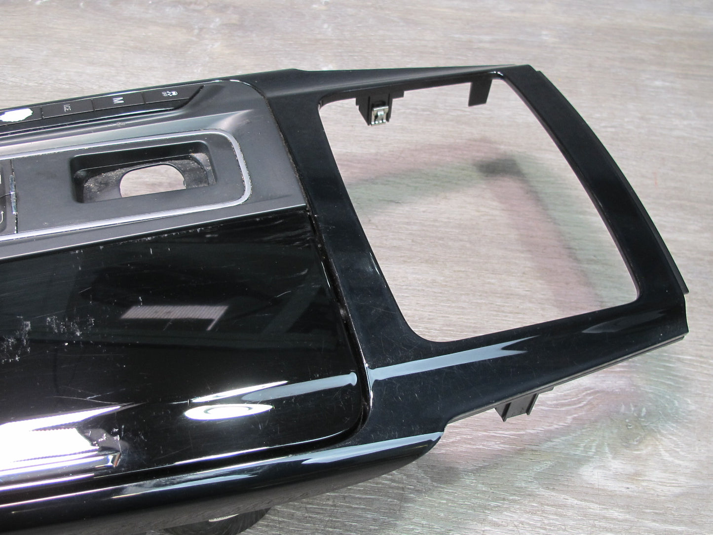 2017-2020 Maserati Levante M161 Center Console CUP Holder Switch Trim Panel