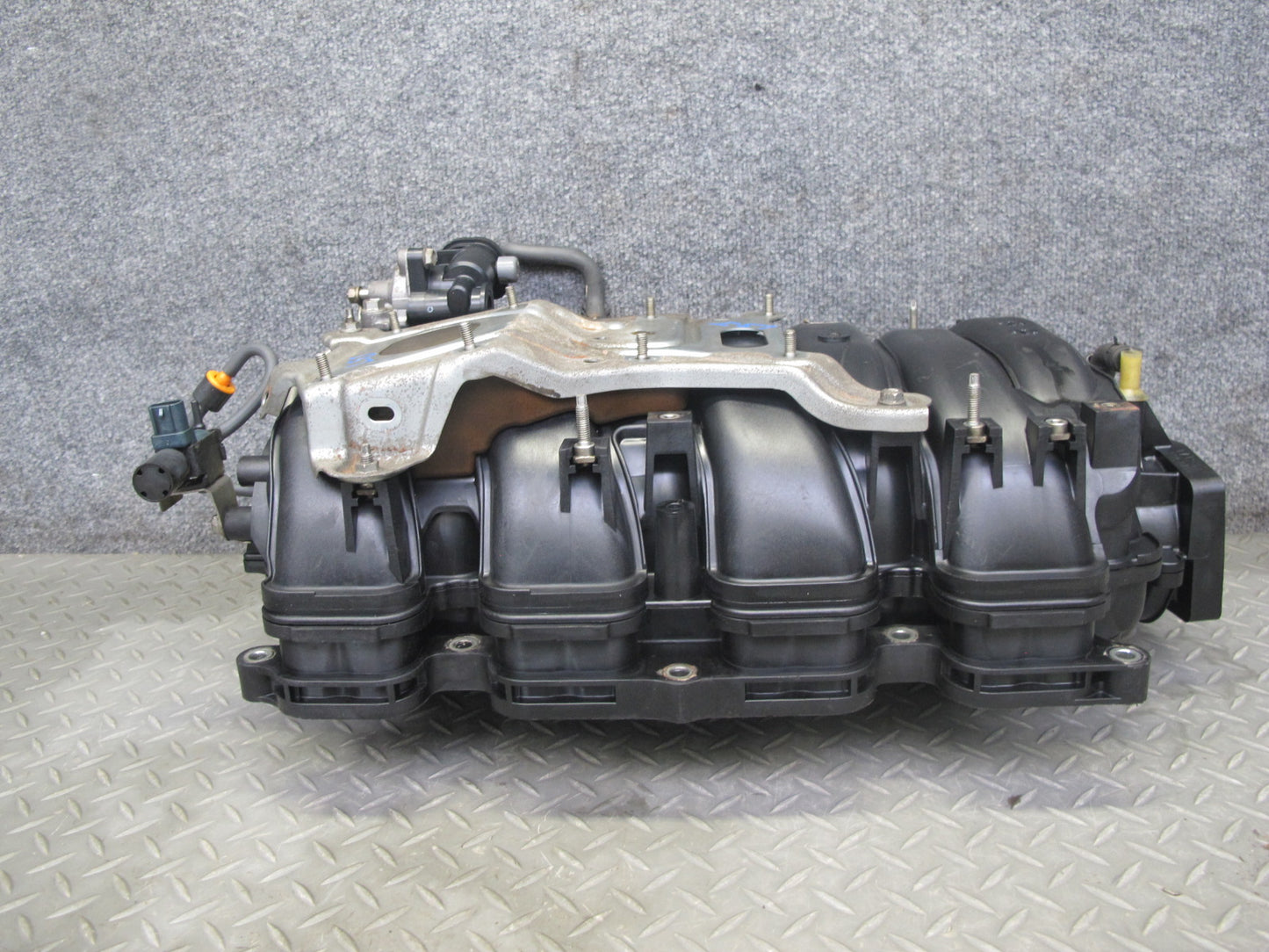 07-17 Lexus UVF46 LS600hL LS460 Engine Air Intake Manifold 17120-38021 OEM