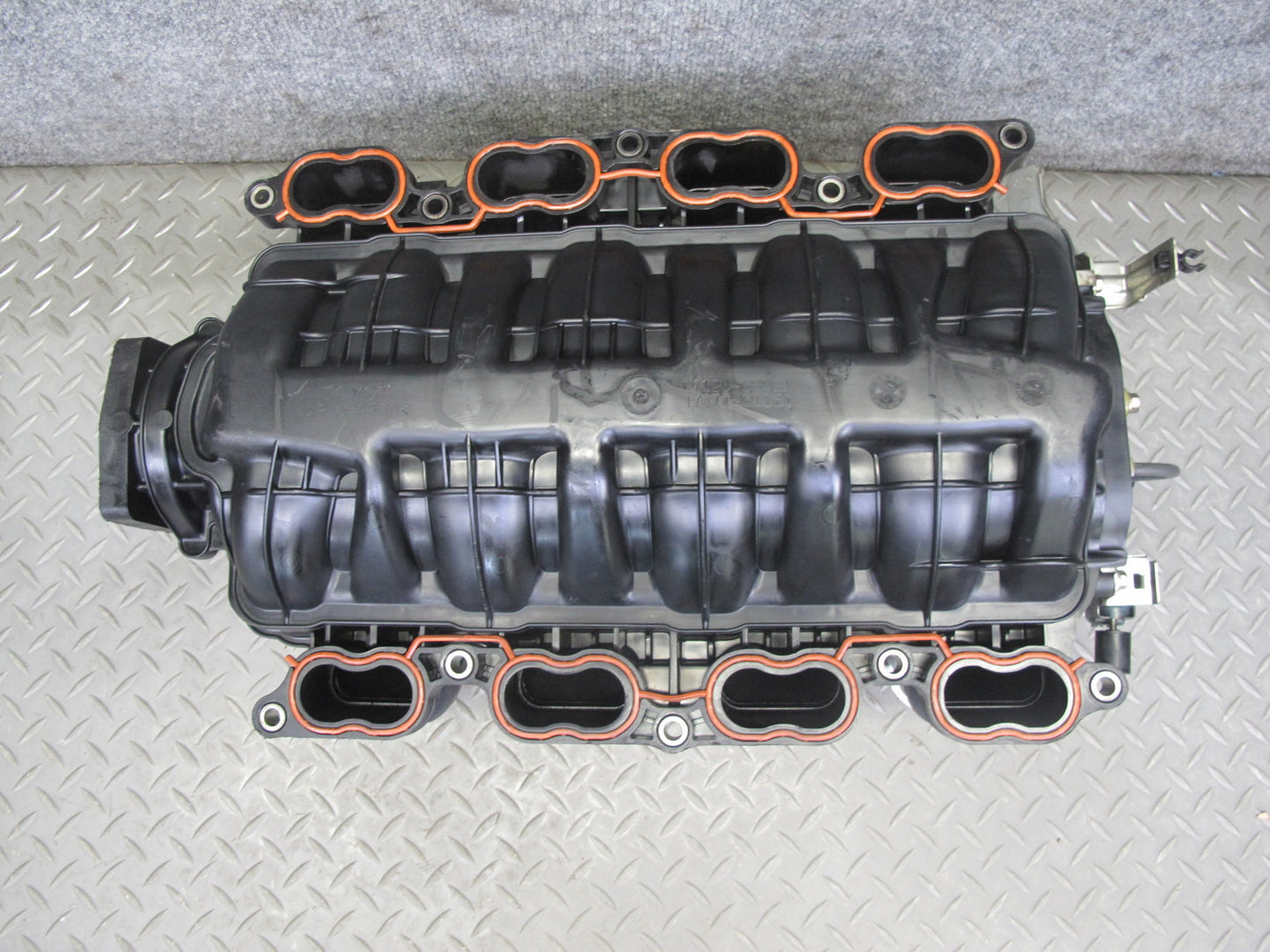 07-17 Lexus UVF46 LS600hL LS460 Engine Air Intake Manifold 17120-38021 OEM