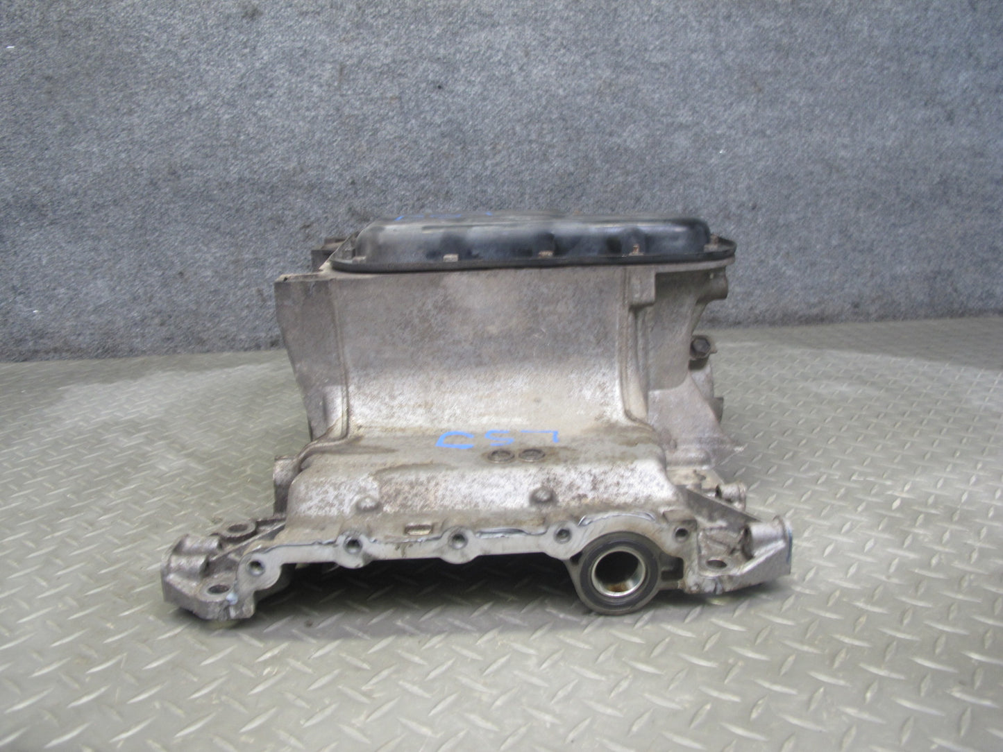 2008 Lexus LS600hL 5.0L 2UR-FSE Engine Motor Upper & Lower Oil Pan OEM