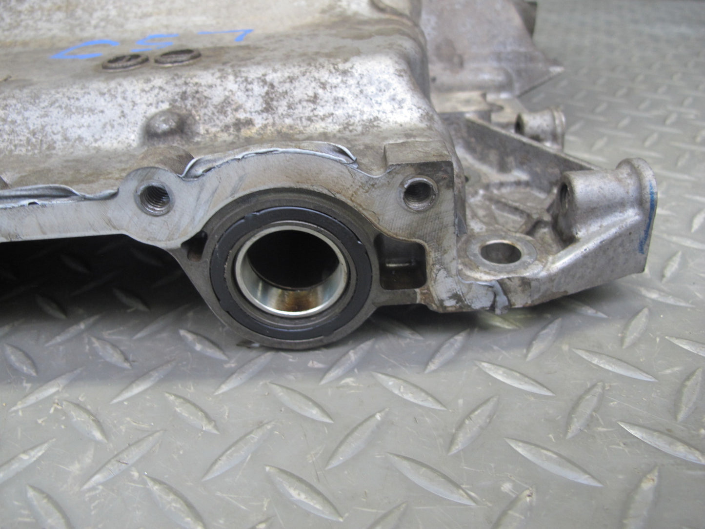 2008 Lexus LS600hL 5.0L 2UR-FSE Engine Motor Upper & Lower Oil Pan OEM
