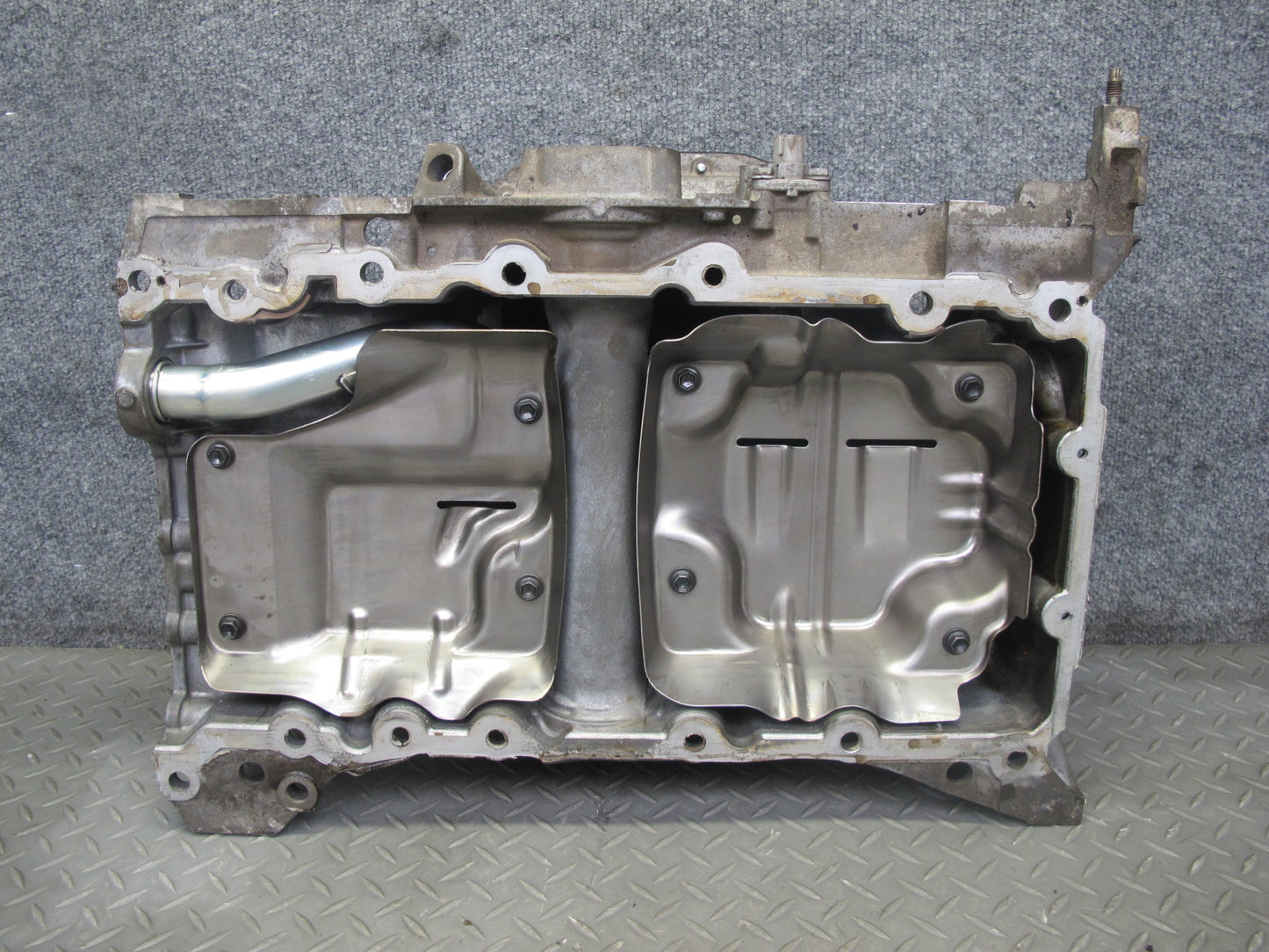 2008 Lexus LS600hL 5.0L 2UR-FSE Engine Motor Upper & Lower Oil Pan OEM