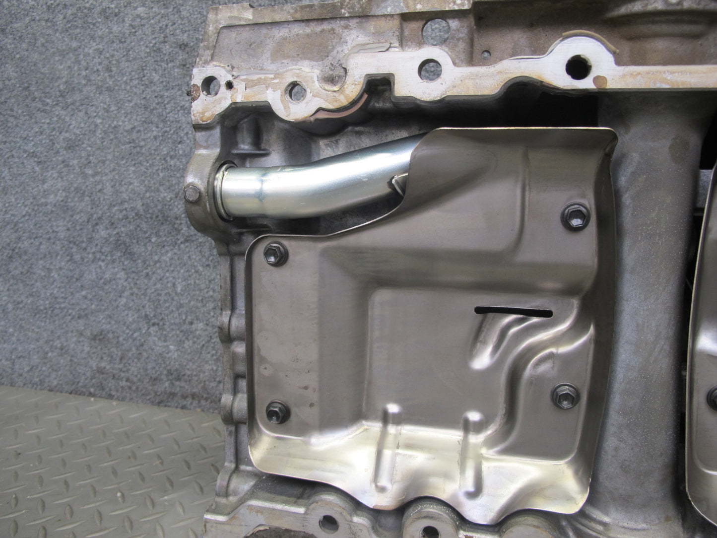 2008 Lexus LS600hL 5.0L 2UR-FSE Engine Motor Upper & Lower Oil Pan OEM