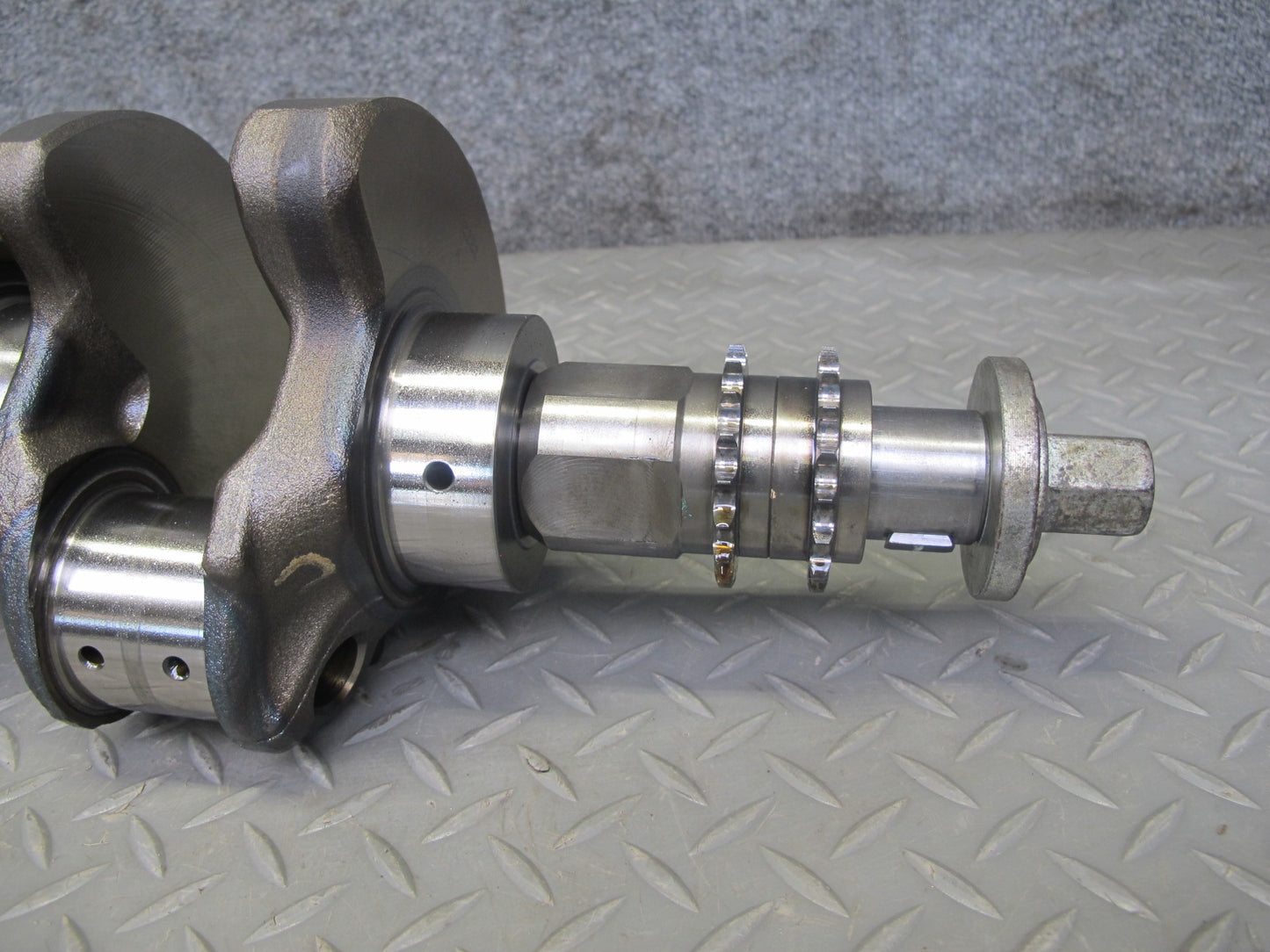 08-16 Lexus LS600h IS F 2UR-FSE 5.0L Engine Motor Crankshaft w Bearings OEM
