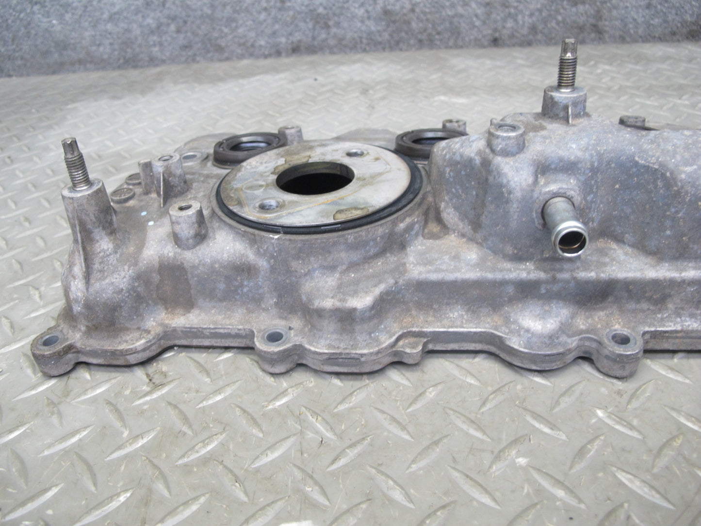 08-16 Lexus LS600h 2UR-FSE Engine Motor Left Cylinder Head Valve Cover OEM