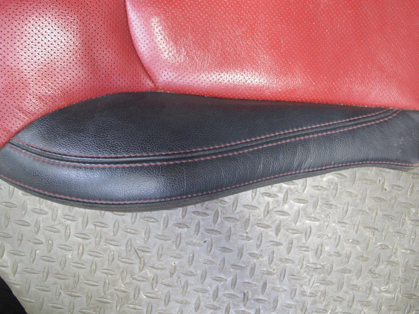 2012-2015 Range Rover Evoque L538 Front Right Seat Lower Leather Cushion