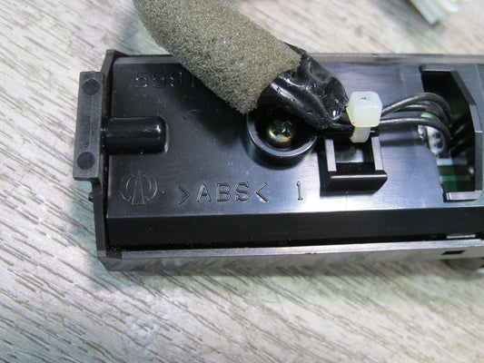 2003-2007 Lexus UZJ100L LX470 Front Right Passenger Side Seat Belt Warning Lamp