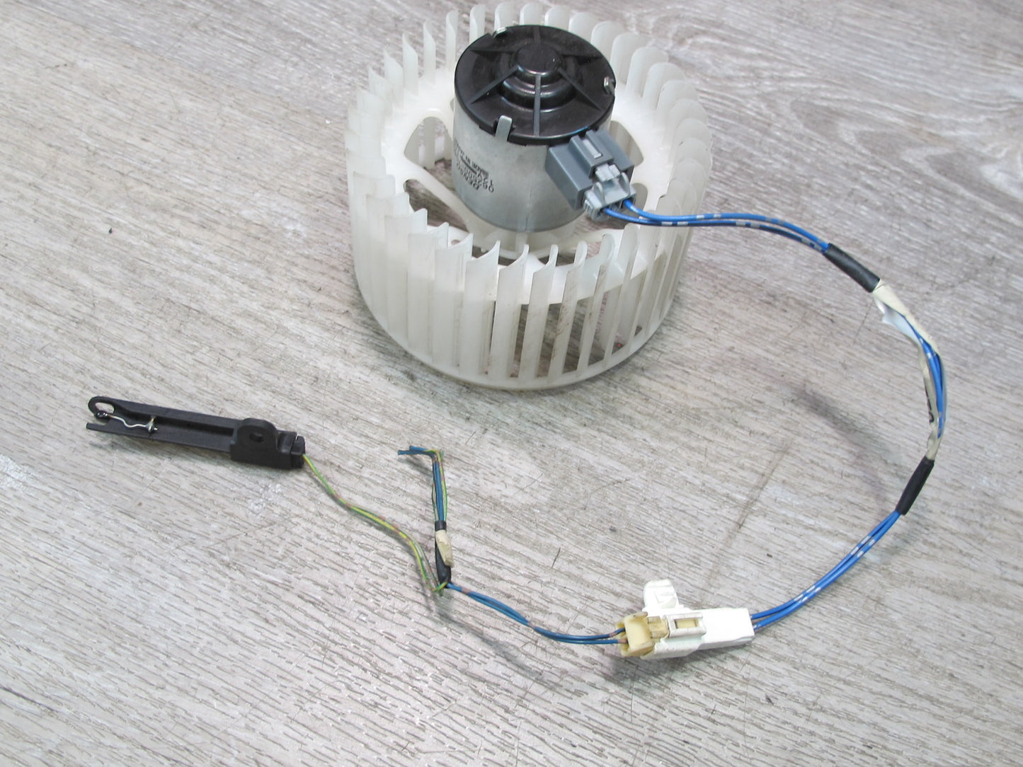 1998-2007 Lexus J100 LX470 Heater Hvac Blower Motor Fan 062500-7040