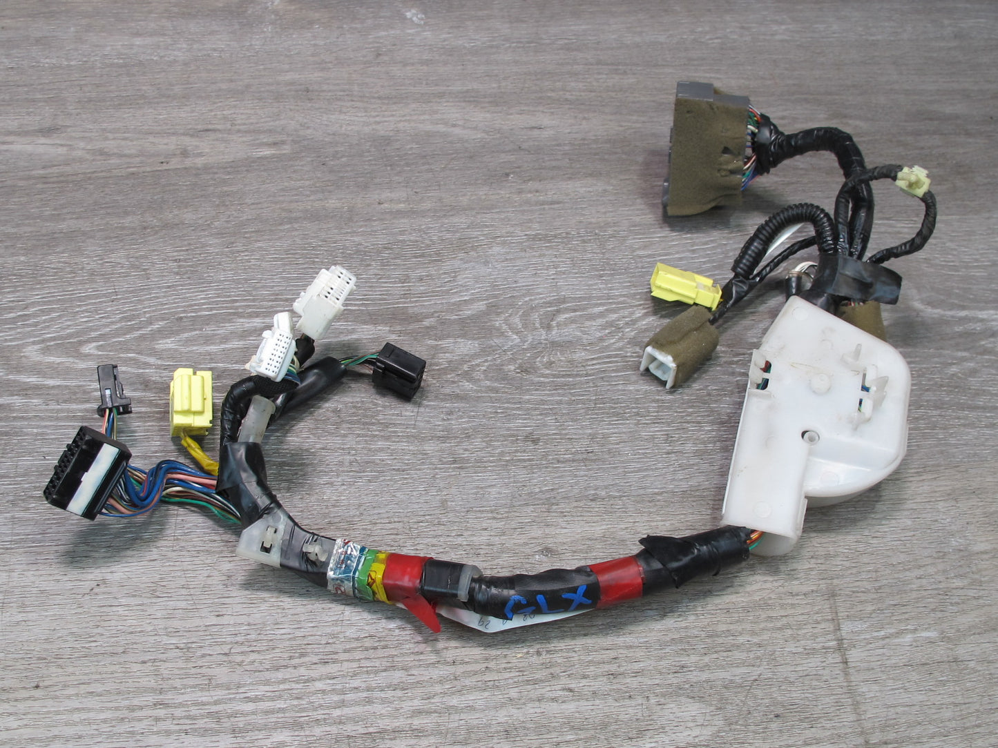 2003-2007 Lexus UZJ100L LX470 Steering Column Wire Cable Harness 82128-60054
