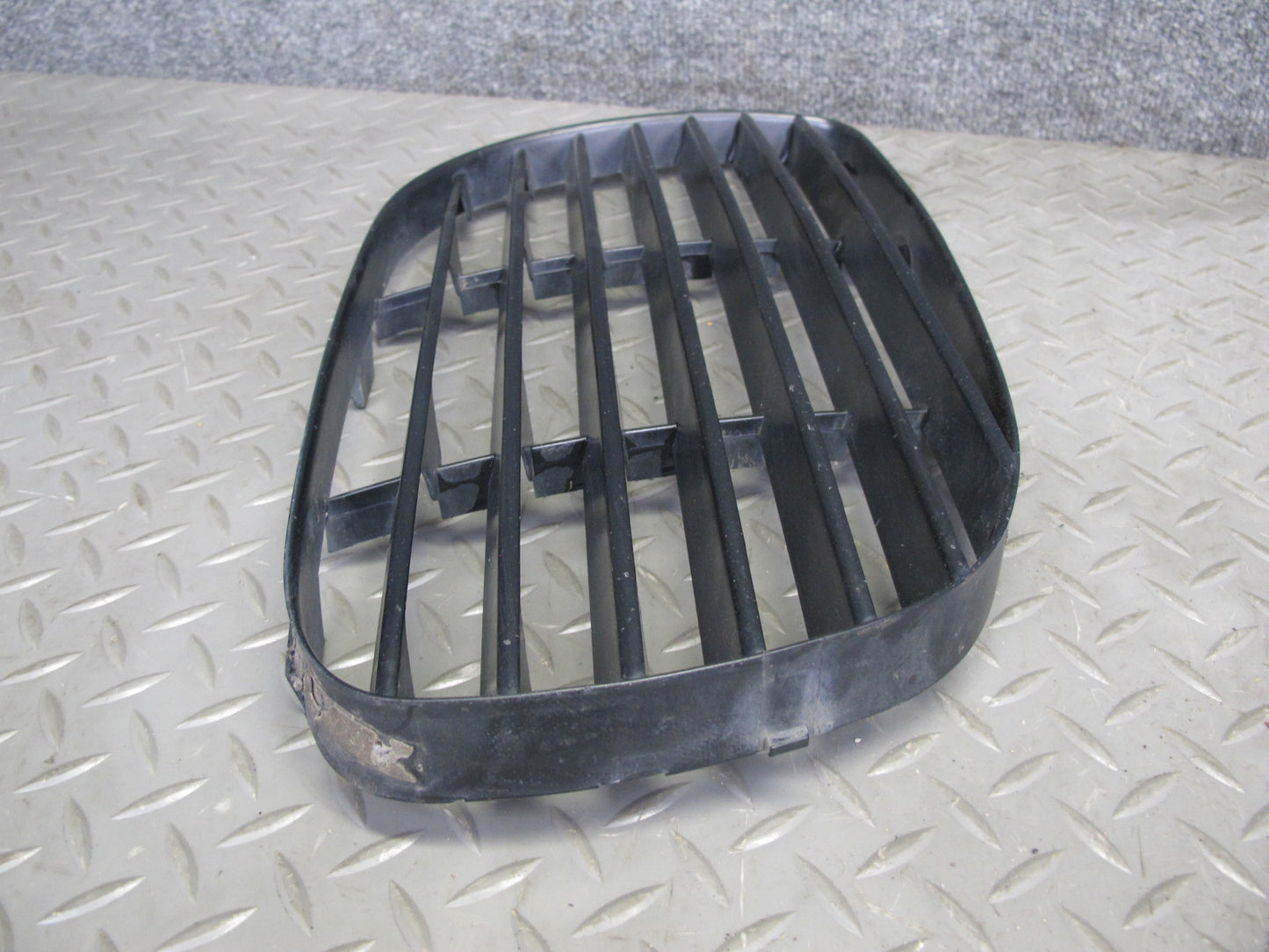 2003-2006 Porsche Cayenne 955 Turbo Front Left & Right Bumper Air Grille Set