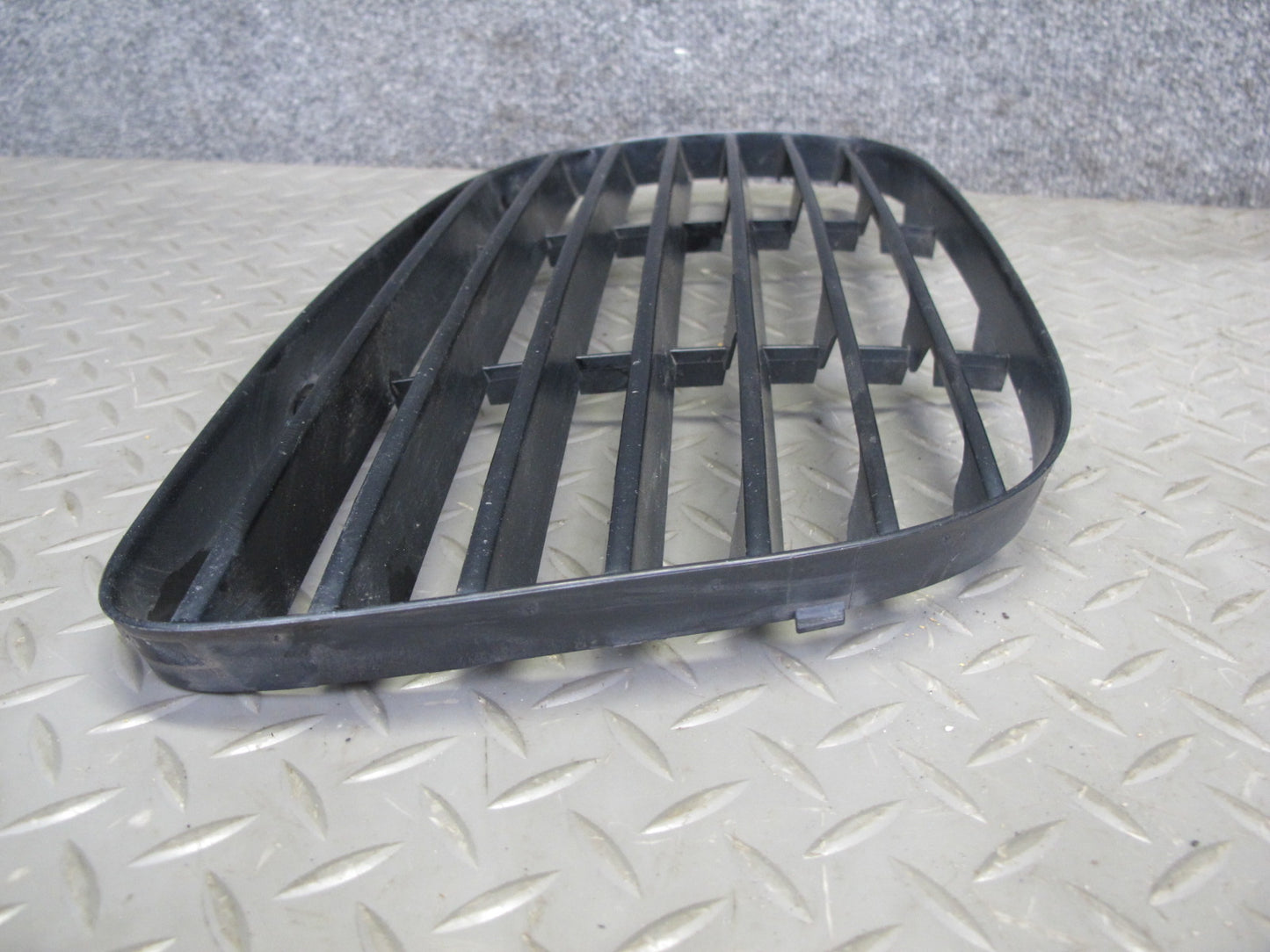 2003-2006 Porsche Cayenne 955 Turbo Front Left & Right Bumper Air Grille Set