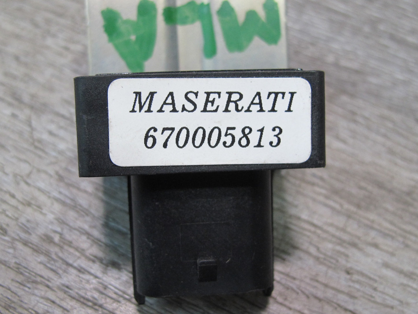 2017-2020 Maserati Levante M161 Rear Acceleration Sensor 670005813