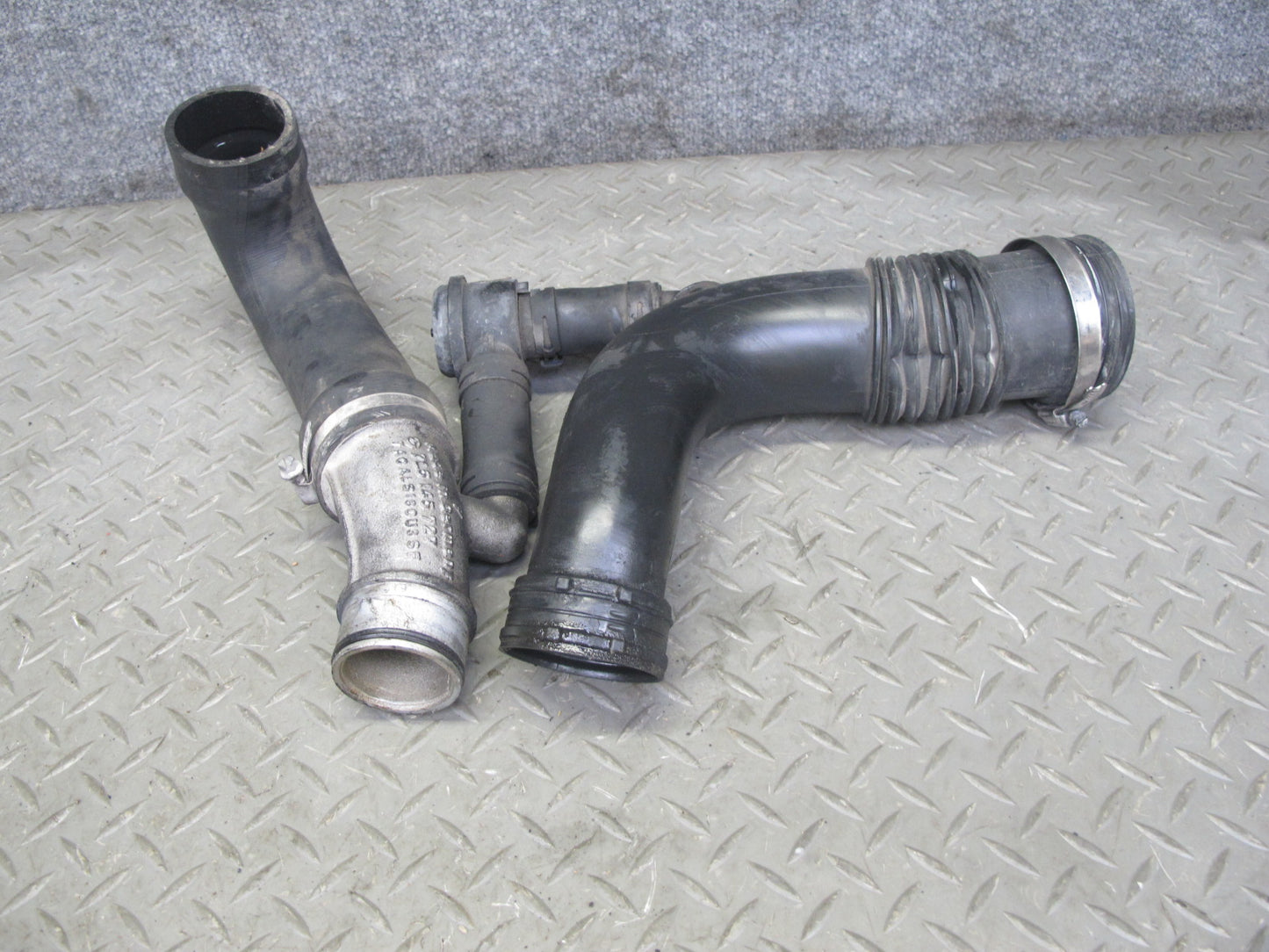 2003-2006 Porsche Cayenne 955 Turbo Air Intake Hose Pipe Line Set