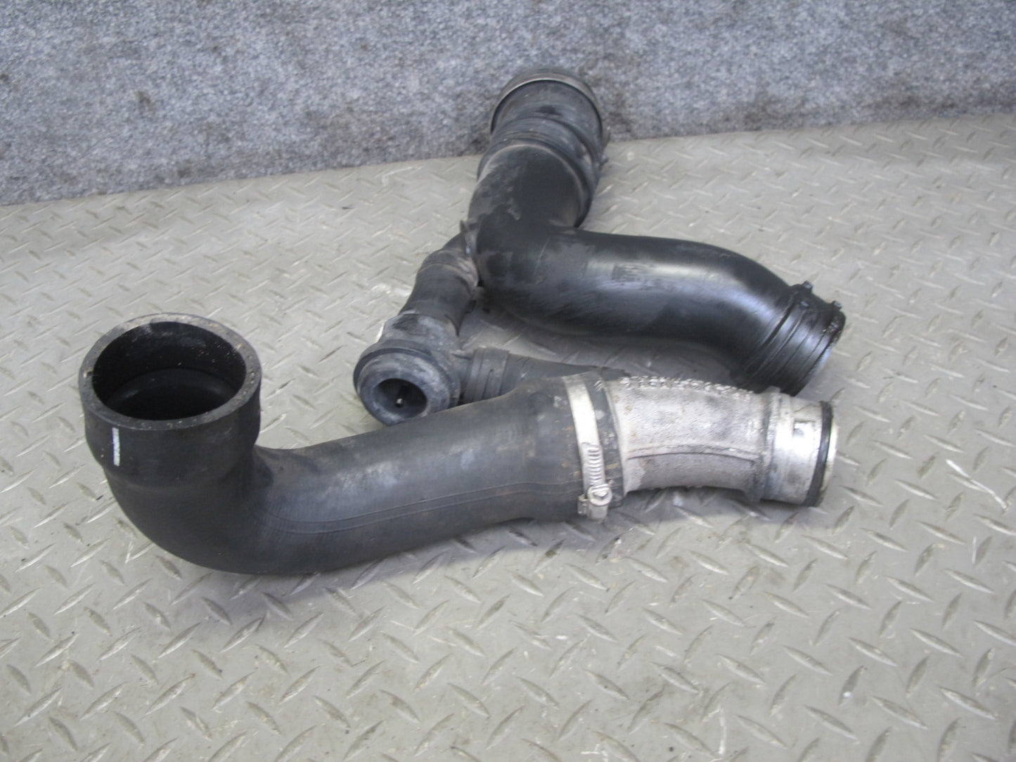 2003-2006 Porsche Cayenne 955 Turbo Air Intake Hose Pipe Line Set
