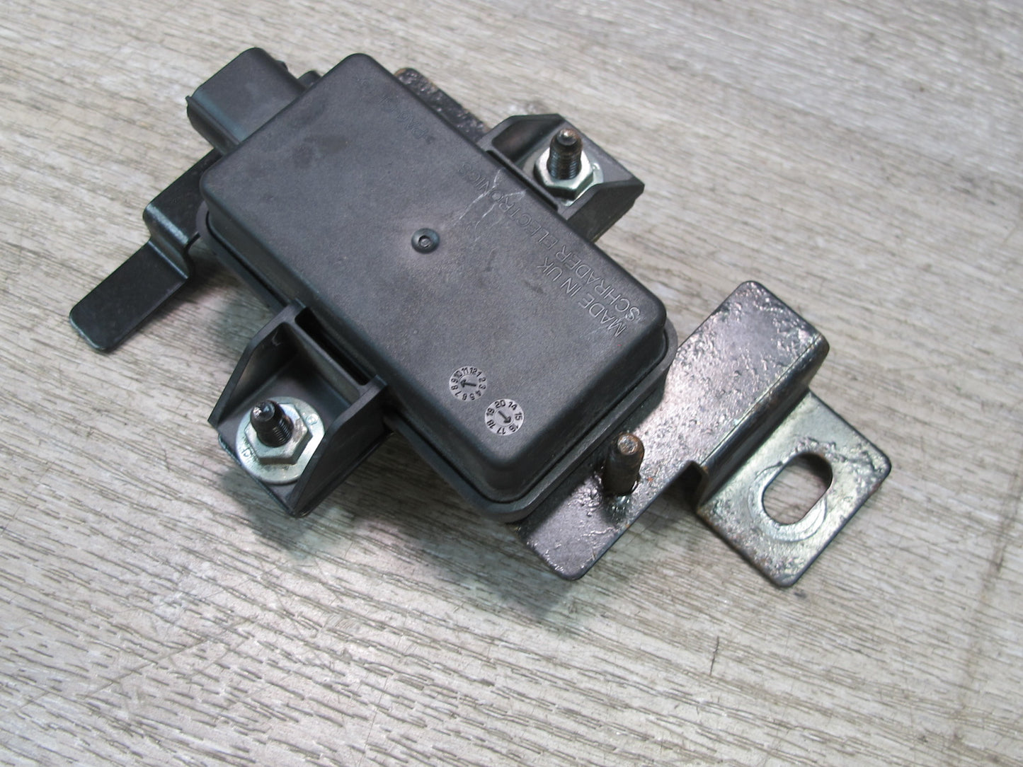 2017-2020 Maserati Levante M161 Tire Pressure Monitor Control Module