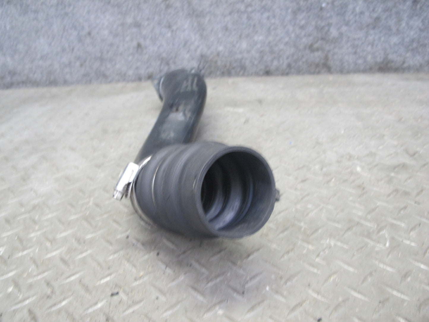 2003-2010 Porsche Cayenne 955 Turbo Intercooler Air Intake Hose Pipe Set of 2