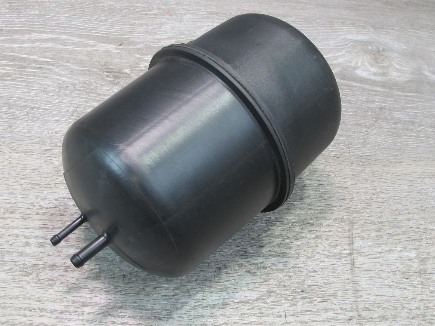 2017-2020 Maserati Levante M161 Air Vacuum Reservoir Tank