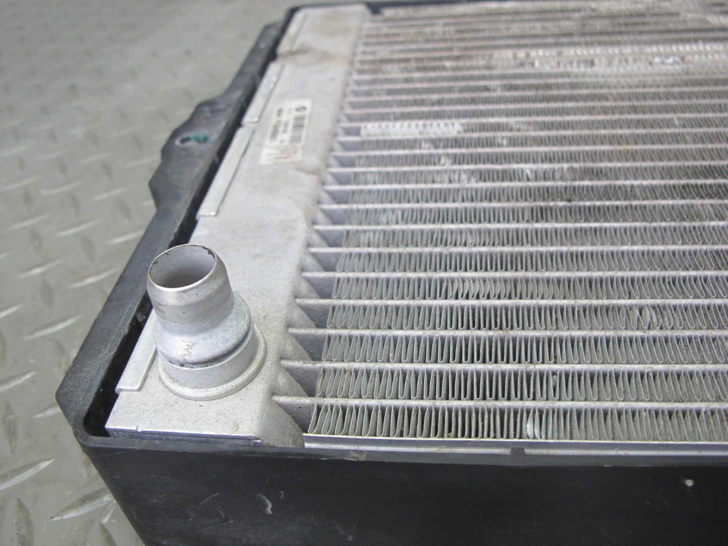 2015-2020 BMW F82 M4 Right Auxiliary AUX Cooling Radiator 7806190