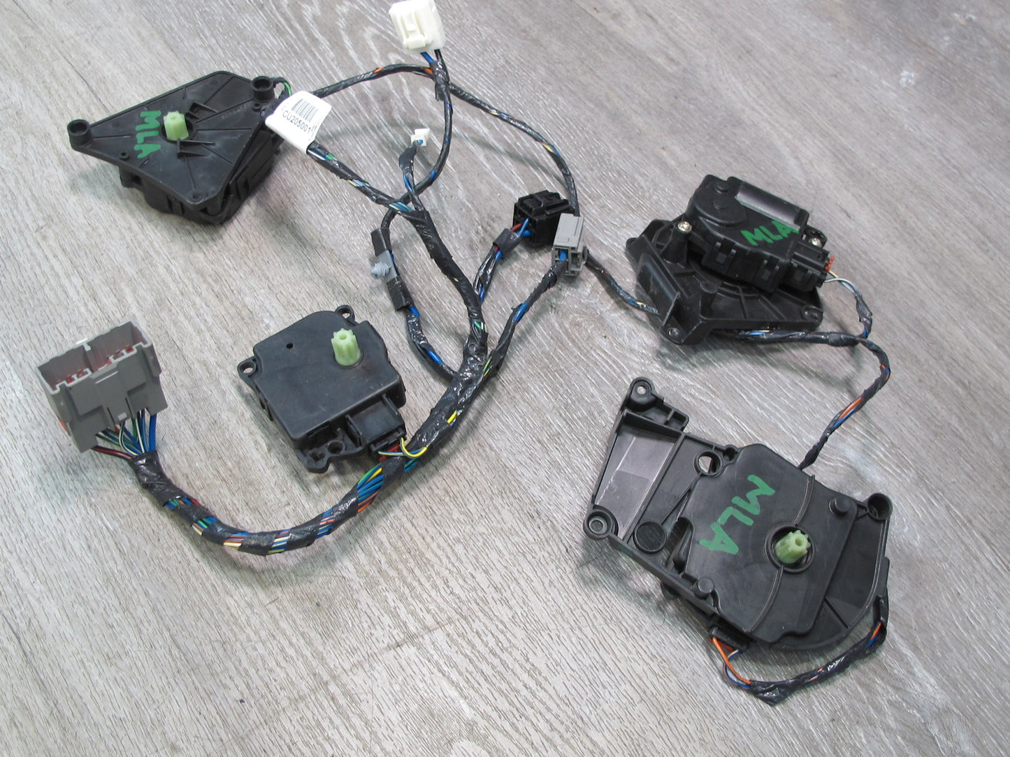2017-2020 Maserati Levante M161 A/C Heater Flap Door Actuator Motor Wiring Set