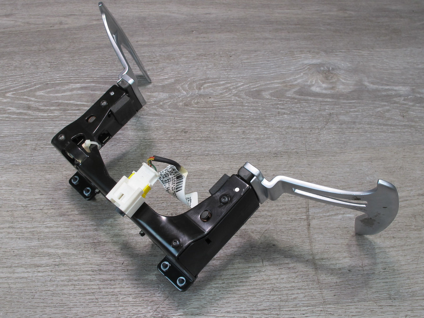 2017-2020 Maserati Levante M161 Steering Column Shift Shifter Paddle Switch