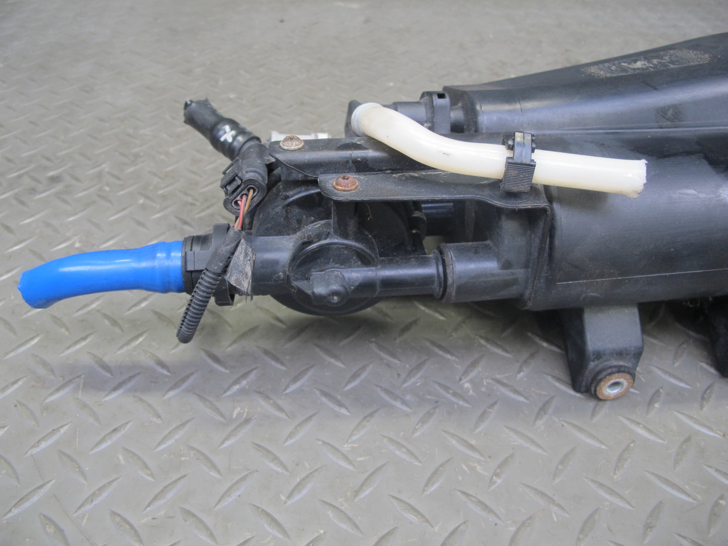 2015-2020 BMW F82 M4 Fuel Evap Vapor Charcoal Canister 7244151