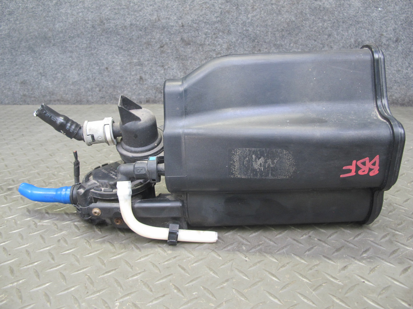 2015-2020 BMW F82 M4 Fuel Evap Vapor Charcoal Canister 7244151