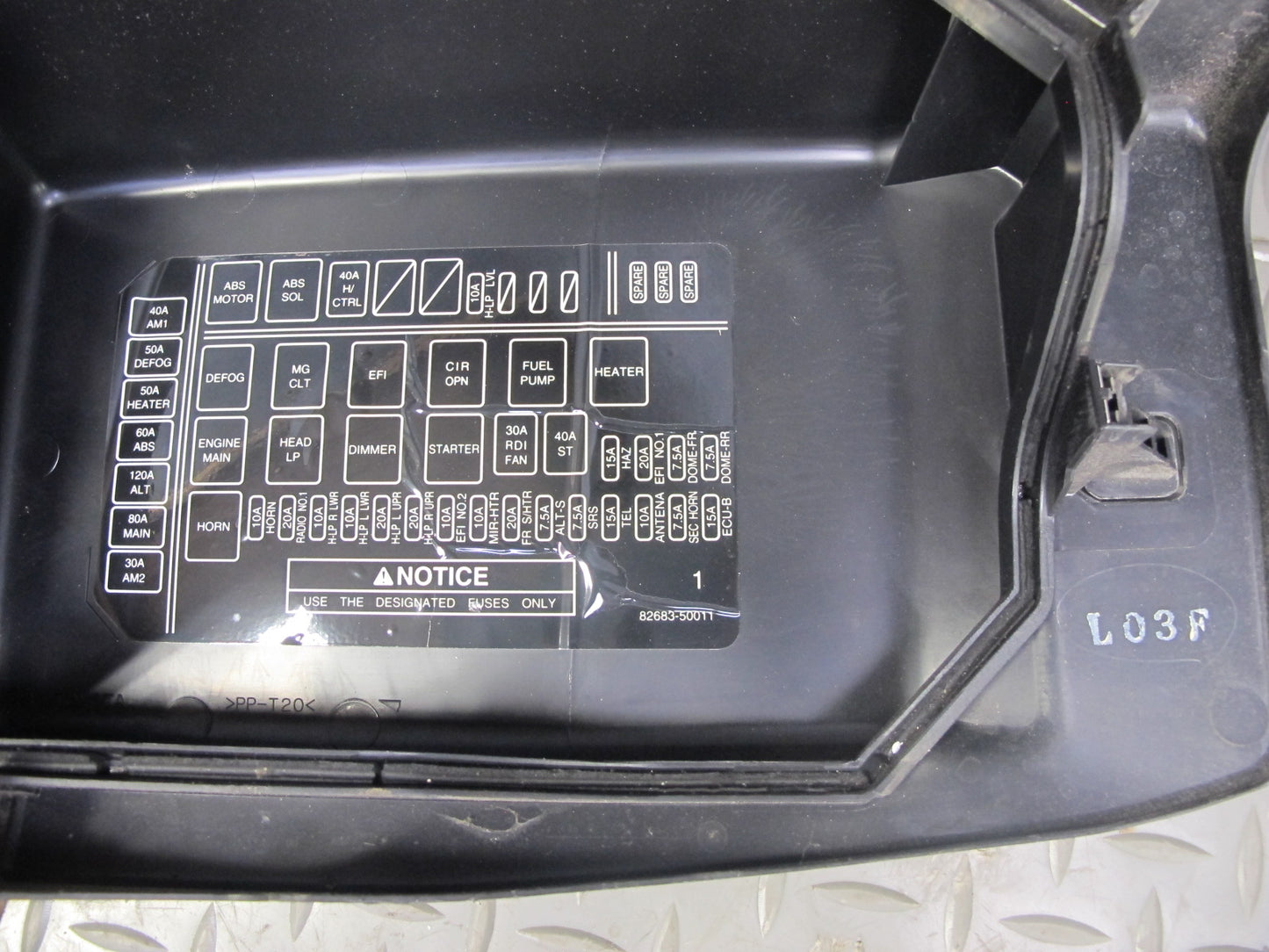 95-97 Lexus UCF20L LS400 Engine Bay Relay Fuse Box w Housing Assembly OEM