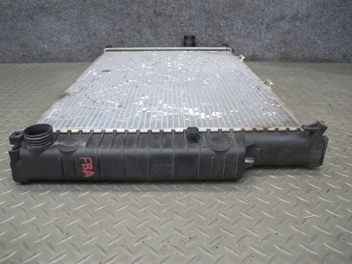 94-95 BMW E34 540i A/T Engine Cooling Radiator Behr