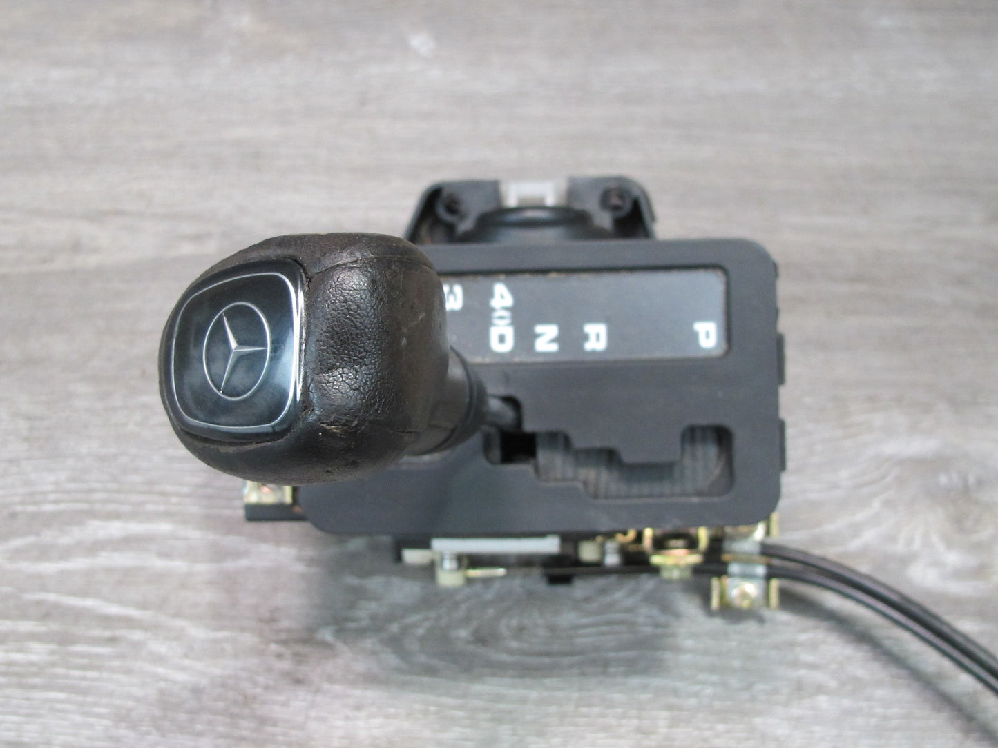 94-95 Mercedes W140 A/T Automatic Transmission Gear Shifter 1402670437 OEM