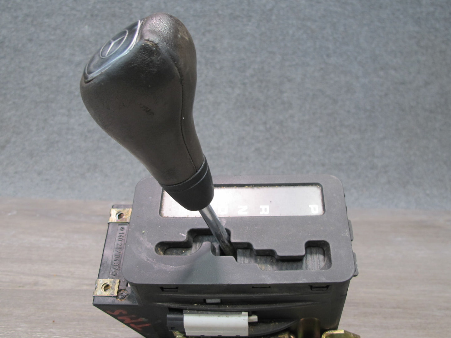 94-95 Mercedes W140 A/T Automatic Transmission Gear Shifter 1402670437 OEM
