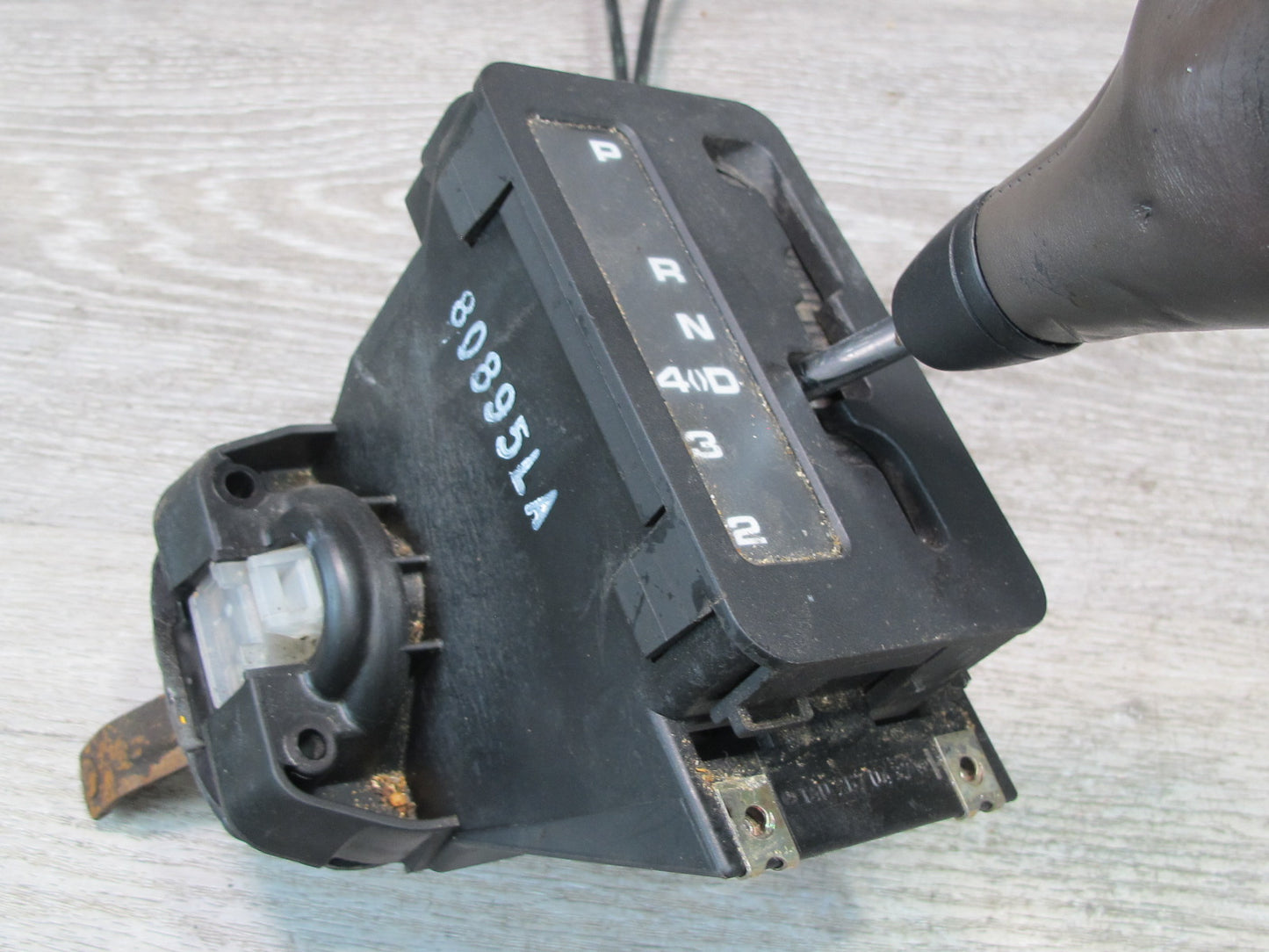 94-95 Mercedes W140 A/T Automatic Transmission Gear Shifter 1402670437 OEM