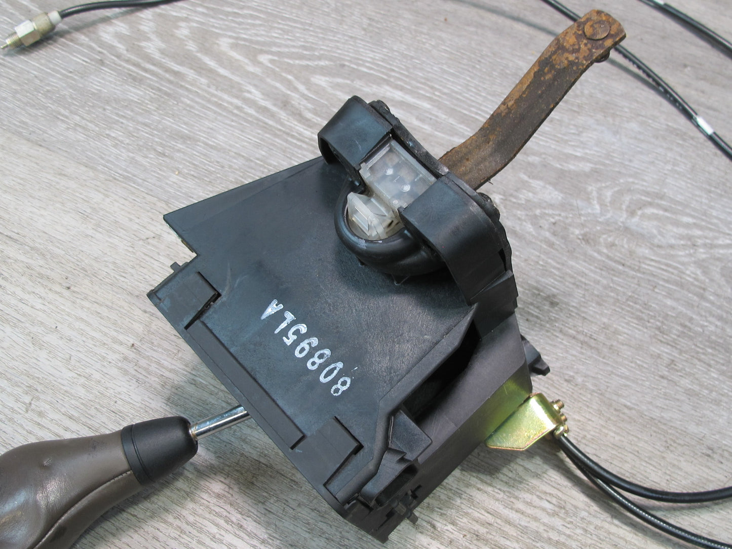 94-95 Mercedes W140 A/T Automatic Transmission Gear Shifter 1402670437 OEM