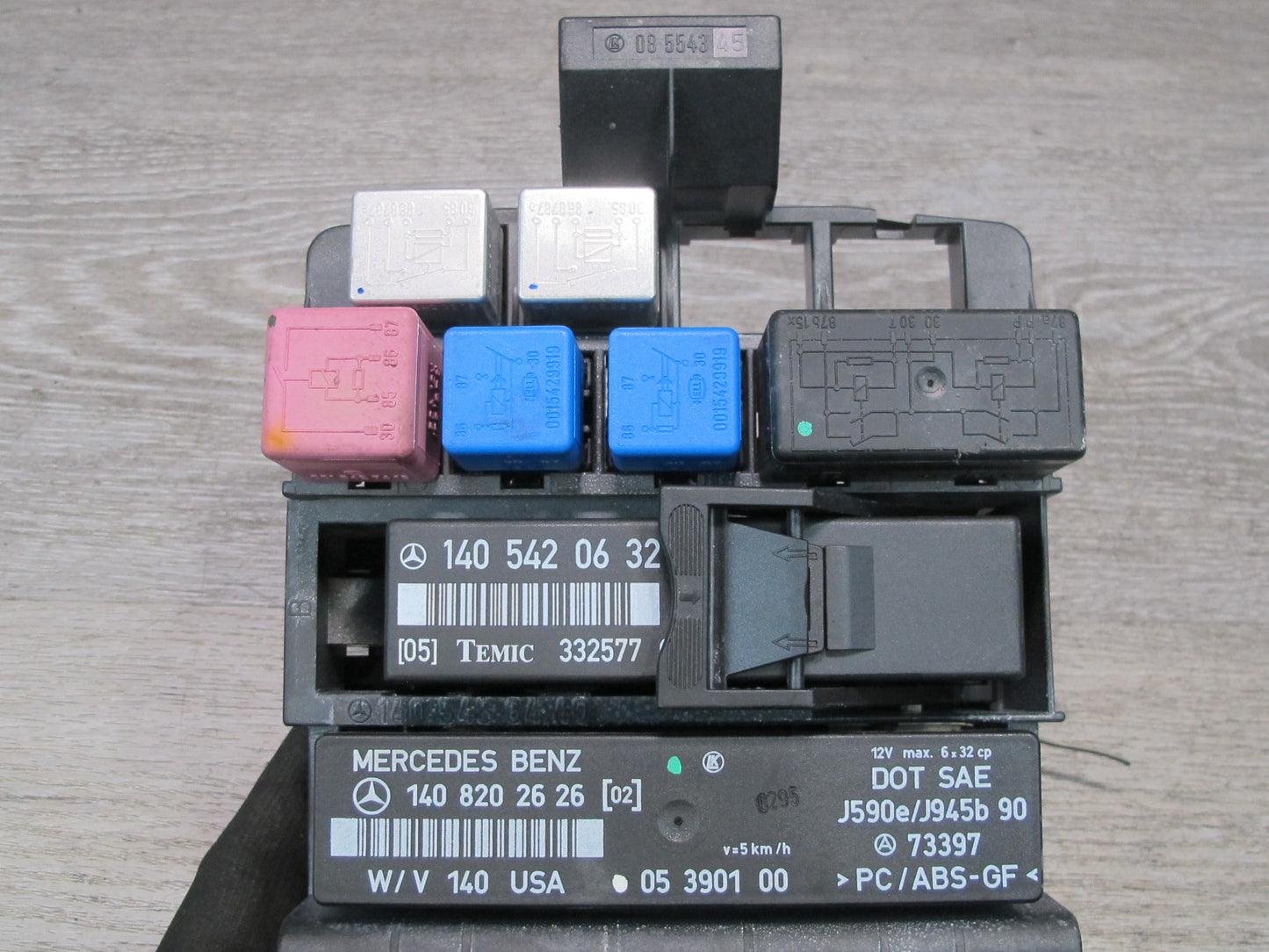 94-99 Mercedes W140 S-class Headlight Blinker Hazard Fuse Relay Box Module OEM