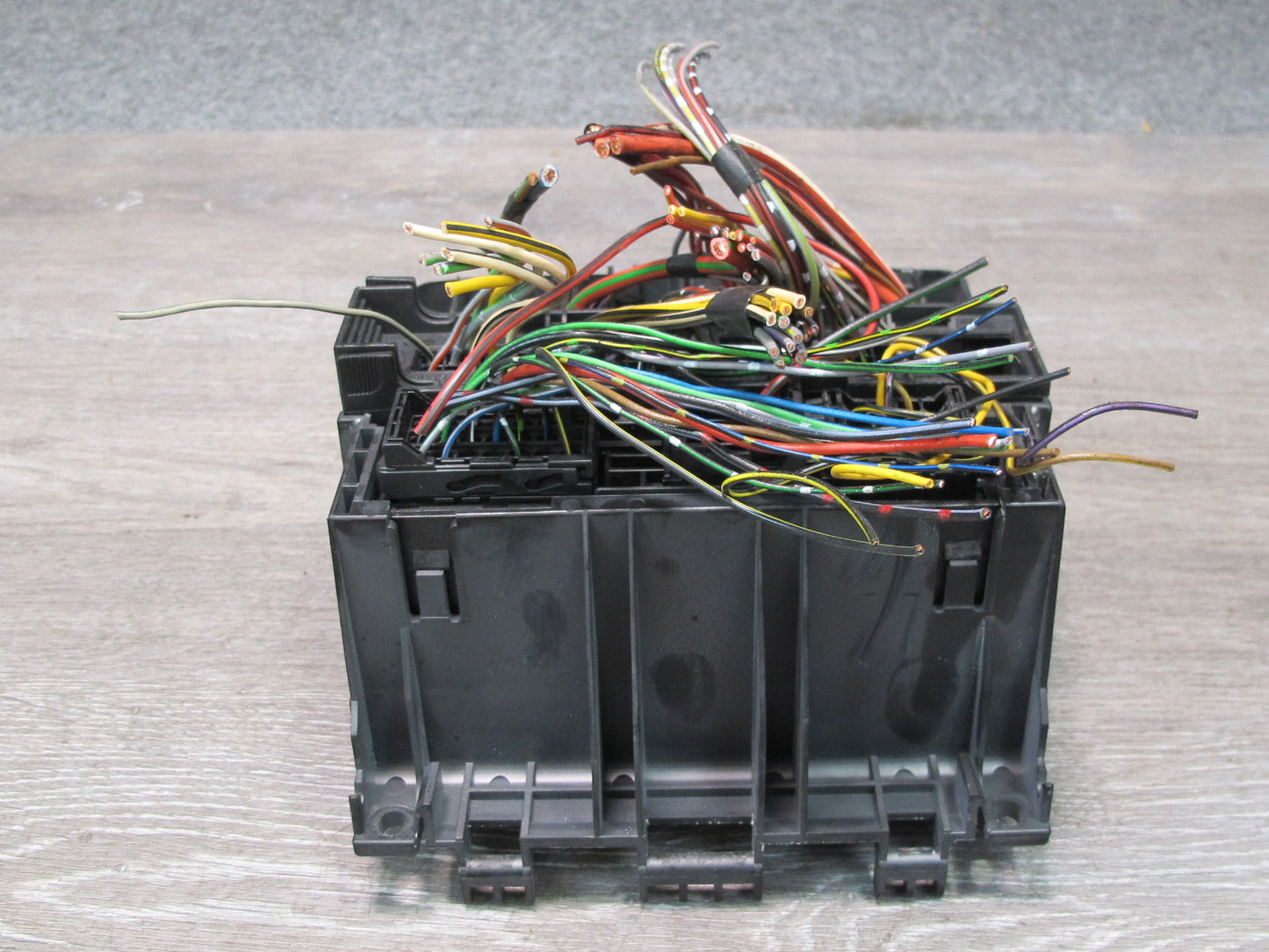 94-99 Mercedes W140 S-class Headlight Blinker Hazard Fuse Relay Box Module OEM