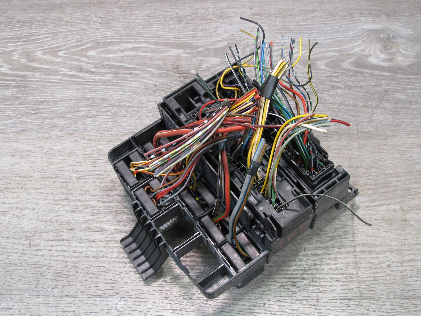 94-99 Mercedes W140 S-class Headlight Blinker Hazard Fuse Relay Box Module OEM