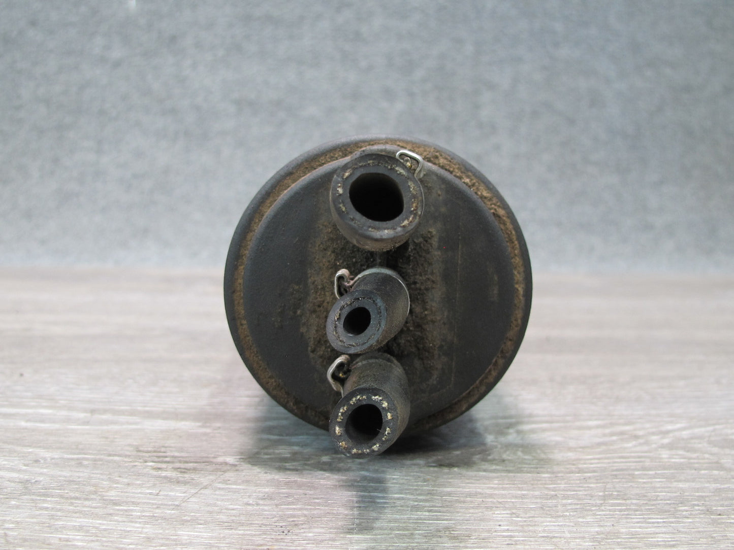 94-95 Mercedes W140 S320 Fuel Evap Vapor Charcoal Canister 1294700859 OEM