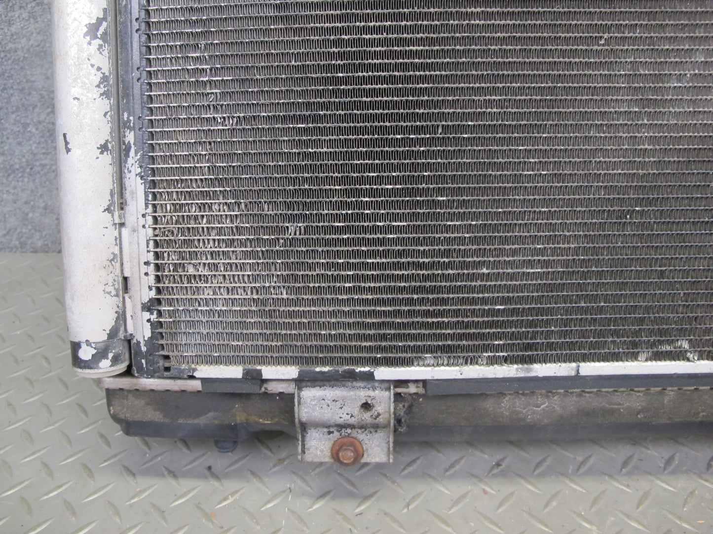 08-09 Lexus UVF46 LS600h Engine Cooling & Inverter Radiator w A/C Condenser OEM