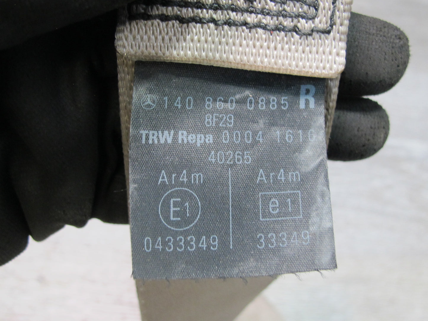 93-95 MERCEDES W140 S-CLASS REAR LEFT CENTER RIGHT SIDE SEATBELT RETRACTOR W/ BUCKLE SET OEM