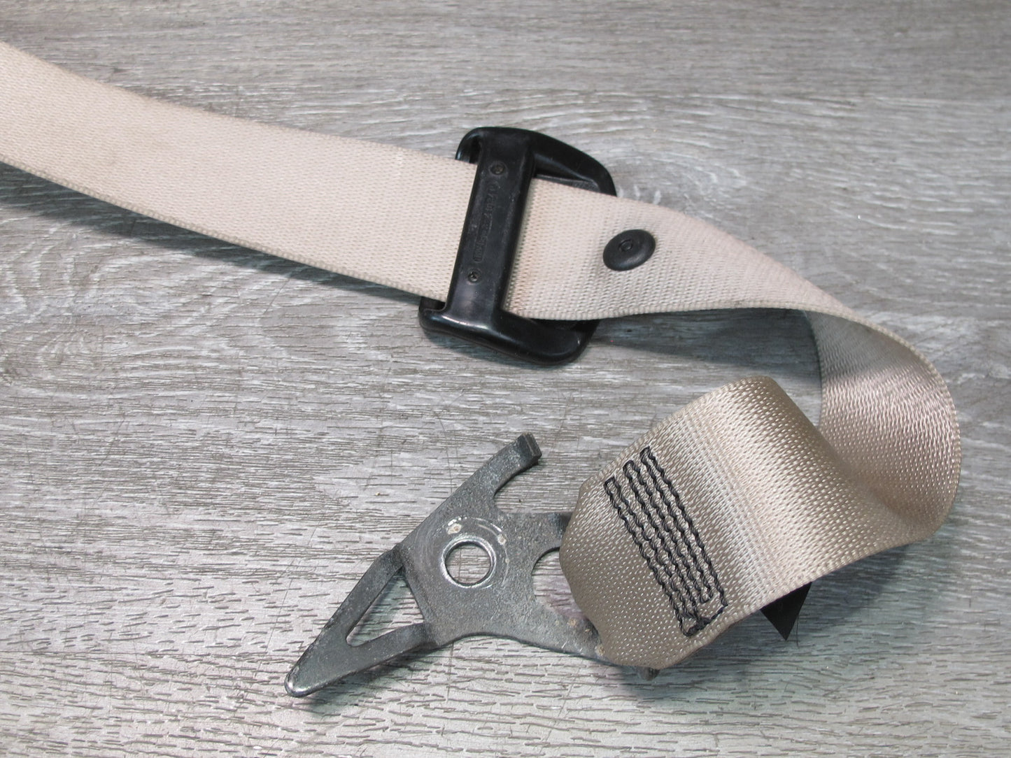 93-95 MERCEDES W140 S-CLASS REAR LEFT CENTER RIGHT SIDE SEATBELT RETRACTOR W/ BUCKLE SET OEM