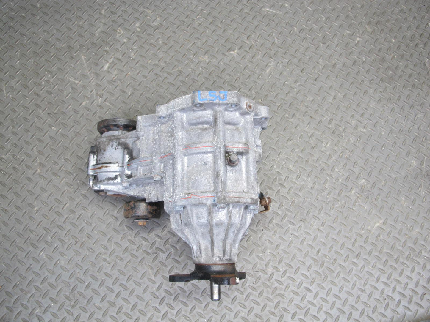 08-17 Lexus UVF46 LS600h LS460 AWD Transfer Case Box 36100-HRB001 OEM