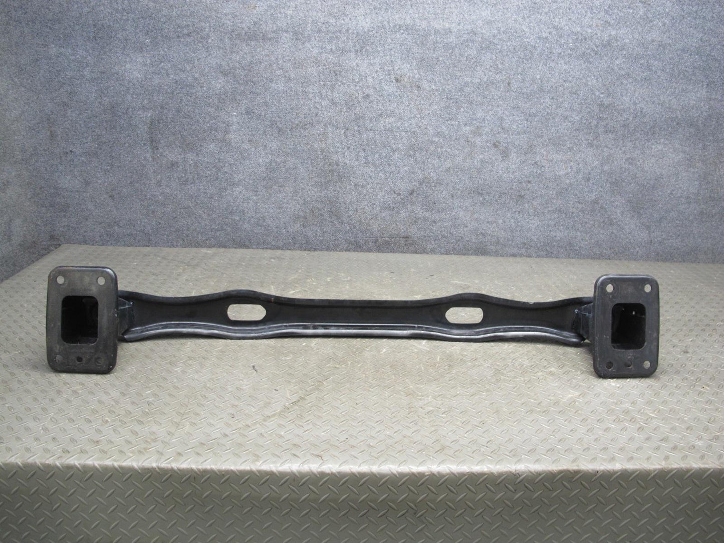 2008-2014 BMW E70 E71 E72 X6 Rear Bumper Impact Reinforcement Bar 7158449