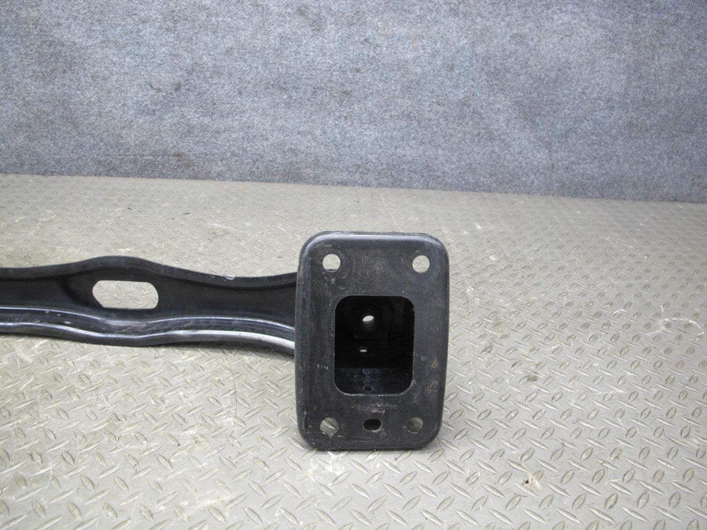 2008-2014 BMW E70 E71 E72 X6 Rear Bumper Impact Reinforcement Bar 7158449
