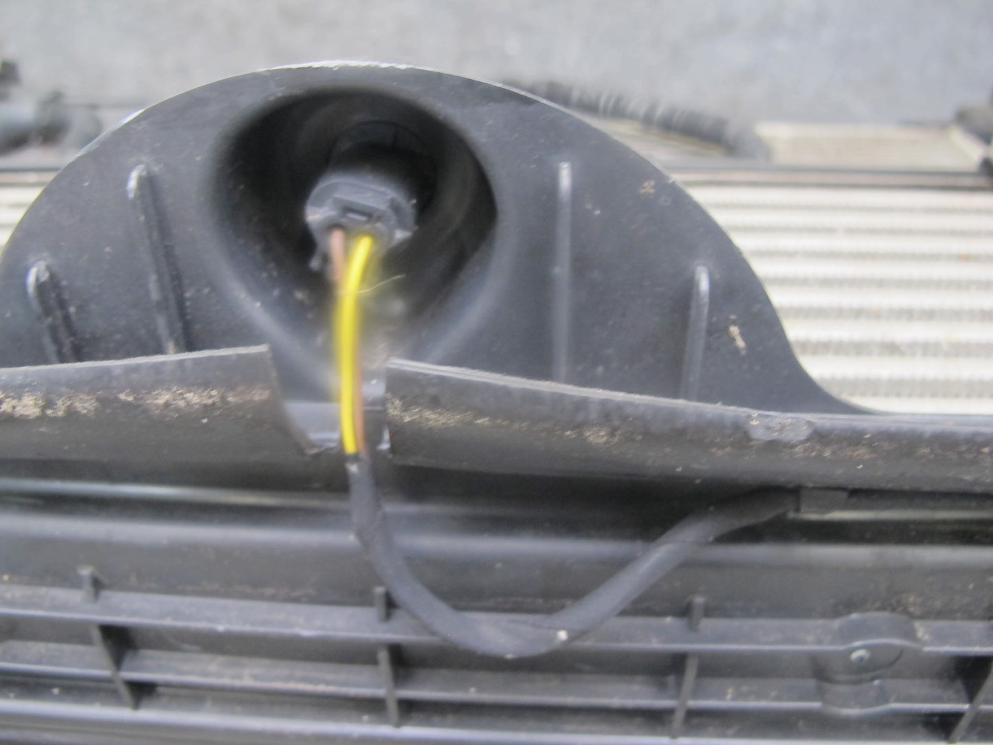 2012-2015 Mercedes R172 SLK250 Engine Radiator Condenser Fan Core Support Assy